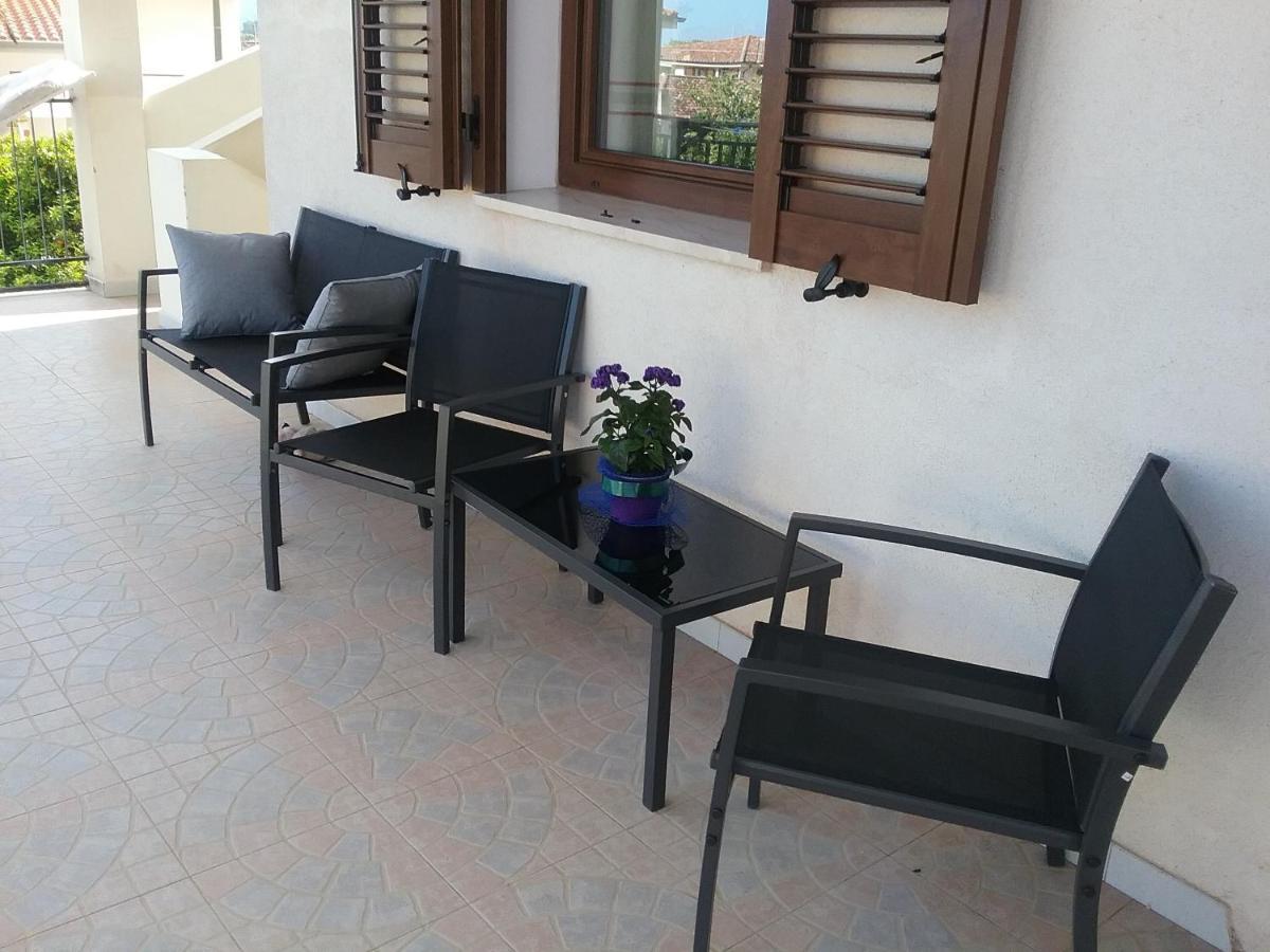 B&B Da Rosella Lotzorai Bagian luar foto